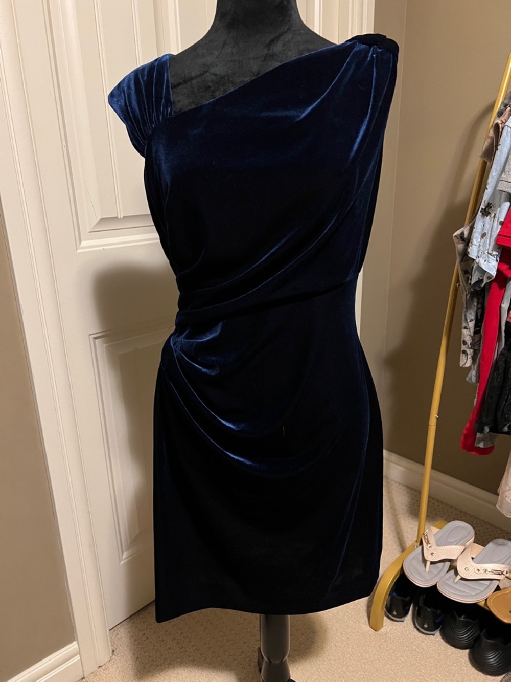 Lauren Ralph Lauren Navy Velvet Elegant Cocktail Dress
